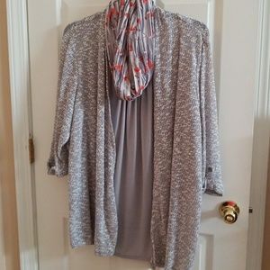 Layered cardigan with scarf 22W